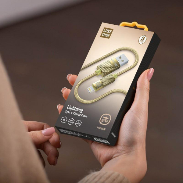 Фото - Кабель синхронизации данных Luxe Cube Premium USB-Lightning 1m Gold (8886668686150)