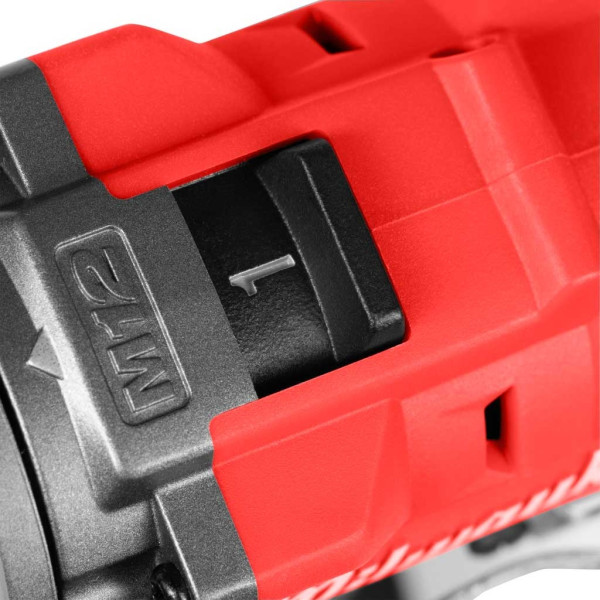 Фото - Дрель-шуруповерт Milwaukee M12 FPD2-402X (4933479869)