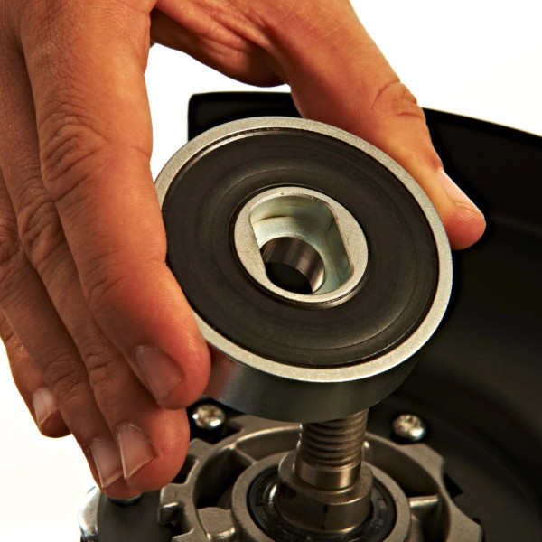 Фото - Болгарка Milwaukee AGVM 26-230 GEX 2600Вт 230 мм (4933402365)