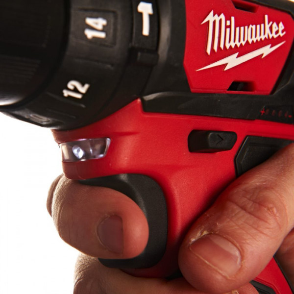 Фото - Дрель-шуруповерт Milwaukee M12 BPD-0 (4933441950)