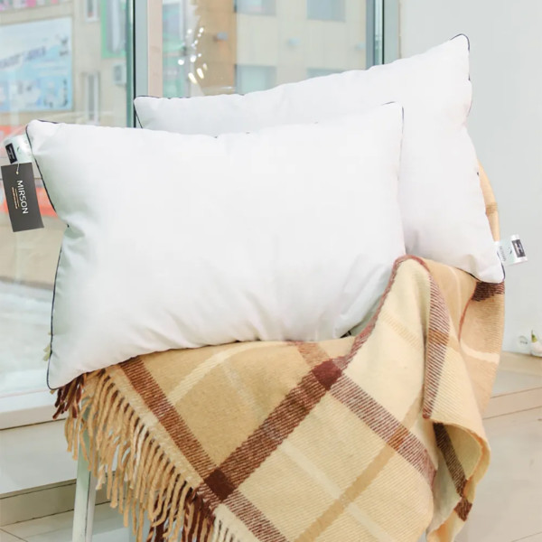 Фото - Подушка стандартная MirSon №1522 Royal Light EcoSilk 60х60 см (2200005064290)