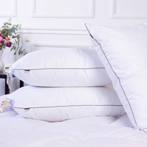 Фото - Подушка стандартная MirSon Hand Made De Luxe White 904 50x70 (2200000555632)