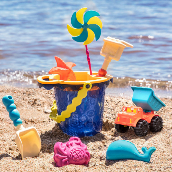 Фото - Набор для игры в песочнице Battat Summery Ведёрце море (9 предметов) (BX1330Z)