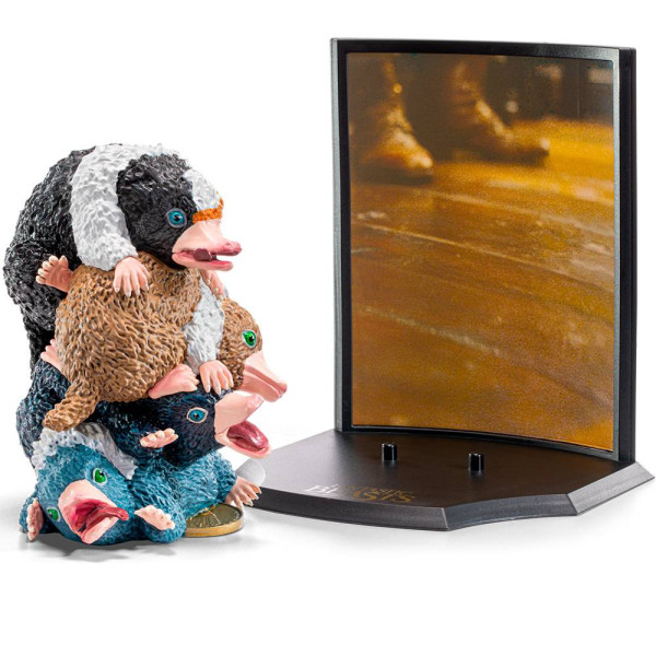 Фото - Коллекционная фигурка Noble Collection FANTASTIC BEASTS Pile of Baby Nifflers Toyllectible Treasures 13 см (NN5255)