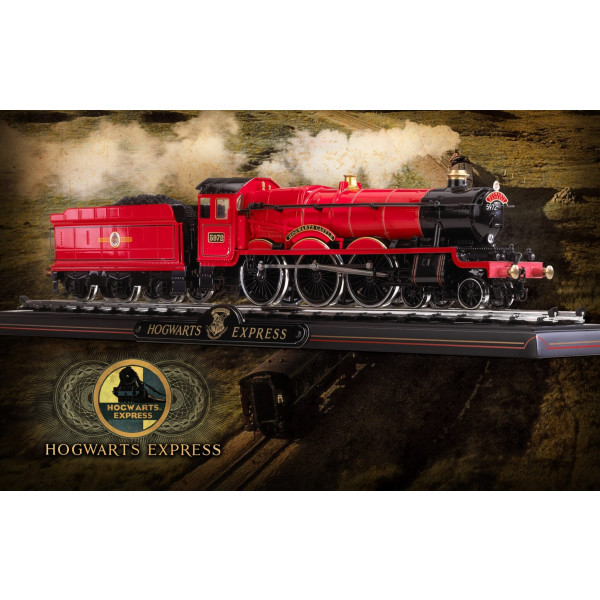 Фото - Коллекционная фигурка Harry Potter HARRY POTTER Hogwarts Express Die Cast Train Model and Base (NN7982)