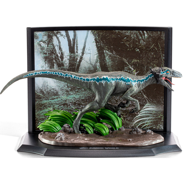 Фото - Коллекционная фигурка Noble Collection JURASSIC WORLD Toyllectible Treasures - Blue 19 см (NN9750)
