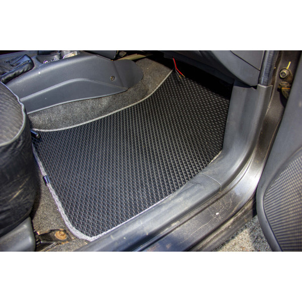 Фото - EVA коврики в салон авто EVAtech для Lanos Daewoo 1998-2017 1 поколение Htb EU DO31959C5SGB