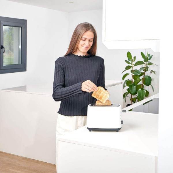 Фото - Тостер Black&Decker BXTO820E