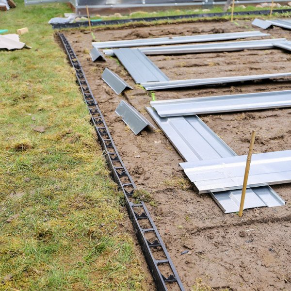 Фото - Бордюр садовый BRADAS RIM-BOARD 45х1000 мм 12 шт. (OBRB45)