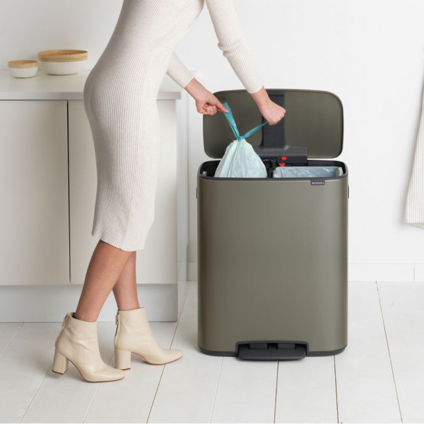Фото - Бак для мусора с педалью Brabantia Bo PedalL Bin 2х30 л 211546