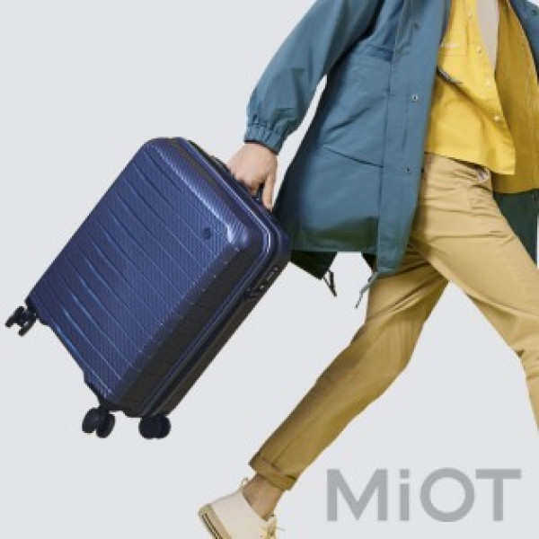 Фото - Чемодан Xiaomi Ninetygo Lightweight Luggage 20" Blue (6941413216340)