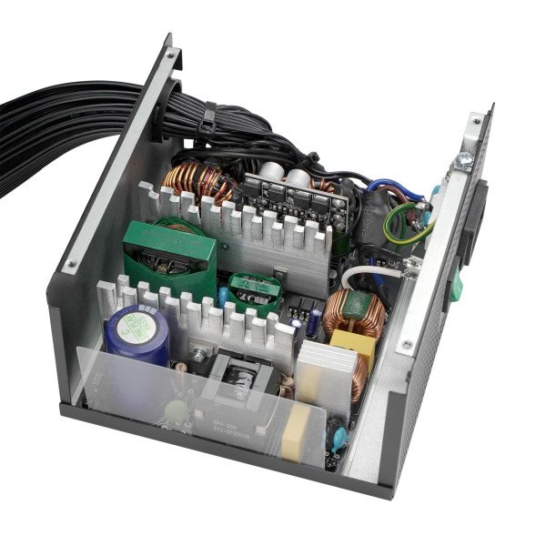 Фото - Блок питания для ПК Deepcool GamerStorm PK650D 650W (R-PK650D-FA0B-JGEU)