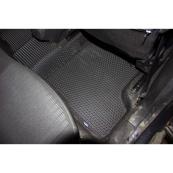 Фото - EVA коврики в салон авто EVAtech для Duster (HM) MT Renault 2018 2 поколение SUV EU RT13505C5RD2RGB