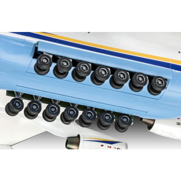 Фото - Набор для моделирования техники Revell Грузовой самолет АН-225 Мечта 1:144 (RVL-04958)