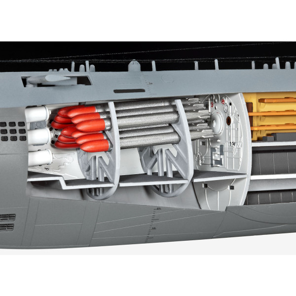 Фото - Набор для моделирования техники Revell Подлодка Type XXI с интерьером уровень 1/72 (RVL-05078)