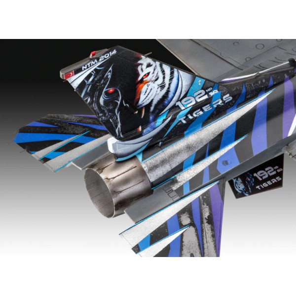 Фото - Набор для моделирования техники Revell набор Самолет F-16D Tigermeet 2014 1:72 (RVL-63844)