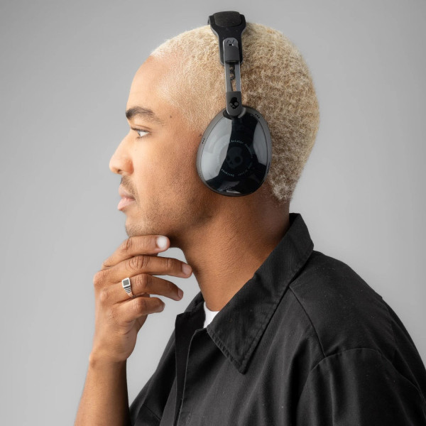 Фото - Наушники полноразмерные беспроводные Skullcandy Aviator 900 ANC True Black (S6AVW-T740)