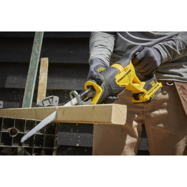 Фото - Пила сабельная Stanley FatMax18В (V20) Li-Ion (SFMCS300D2K)