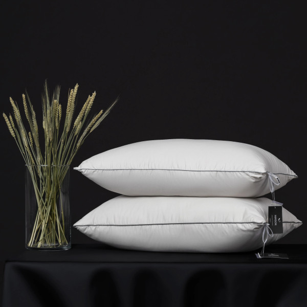 Фото - Подушка стандартная MirSon Шелковая №1028 "Silver Cloud" средняя 70х70 (2200010363876)