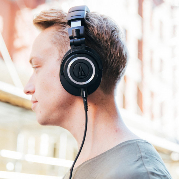 Фото - Гарнитура проводная Audio-Technica ATH-M50X Black