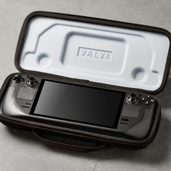 Фото - Игровая приставка портативная Valve Steam Deck OLED 1Tb Certified Refurbished