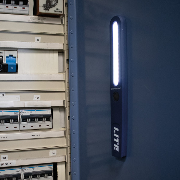 Фото - Фонарь аккумуляторный SCANGRIP Stick Lite M (03.5666)