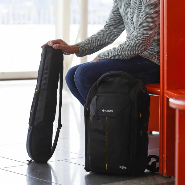 Фото - Сумка для фотокамеры со смен.объективом Vanguard Vesta Alta Action 60 Gray