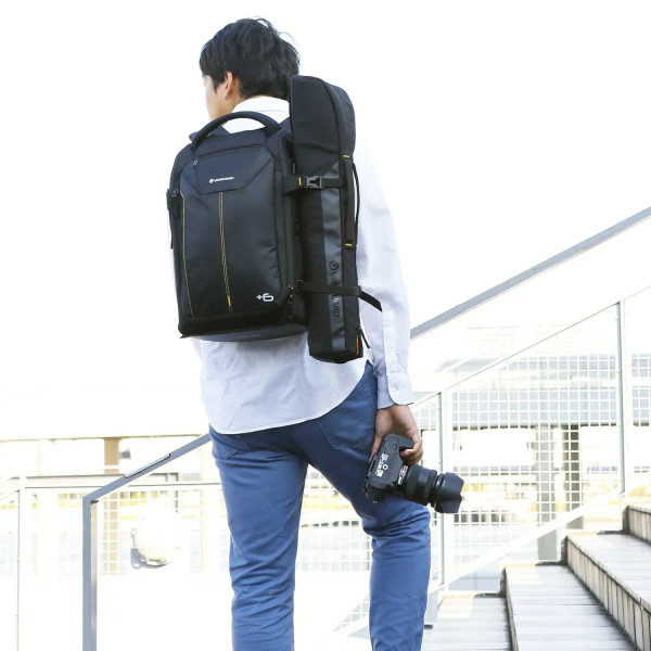 Фото - Сумка для фотокамеры со смен.объективом Vanguard Vesta Alta Action 60 Gray