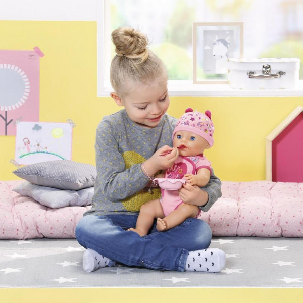 Фото - Интерактивный пупс Zapf Baby Born серии ''Нежные объятия'' - Очаровательная Малышка (43 см, с аксессуарами) (824368)