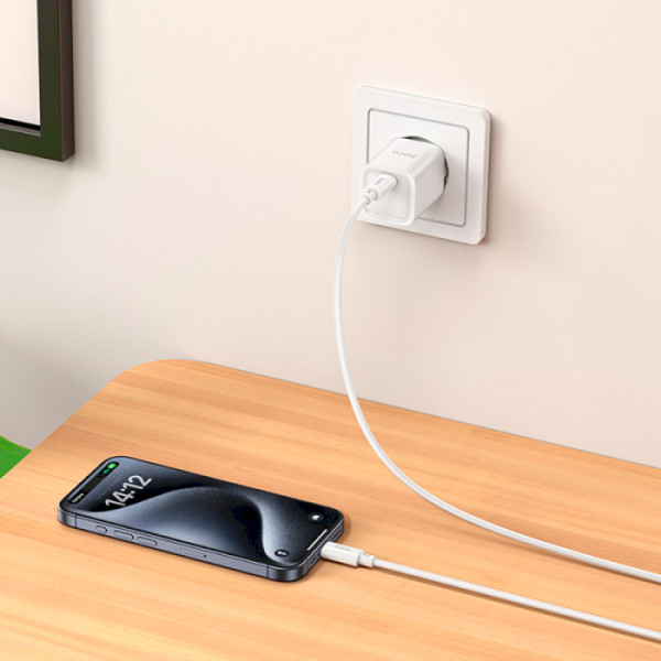 Фото - Сетевое зарядное устройство HOCO C148A Charm single port PD30W charger (EU) White (6942007630306)