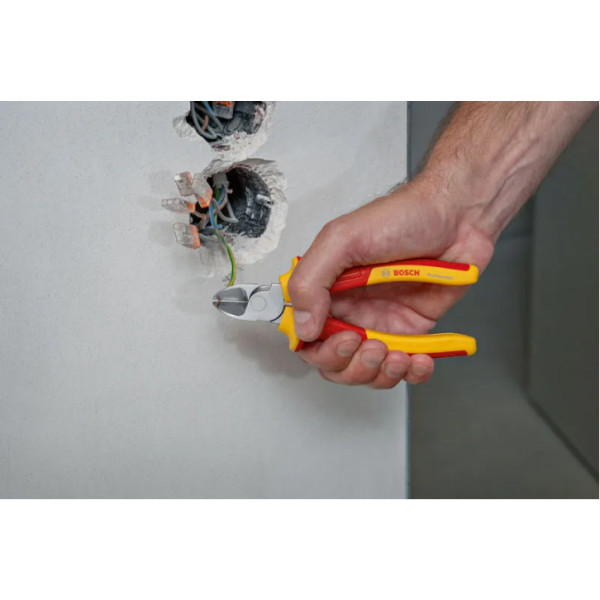 Фото - Набор инструментов Bosch Professional 5 шт. VDE (1.600.A02.NG2)