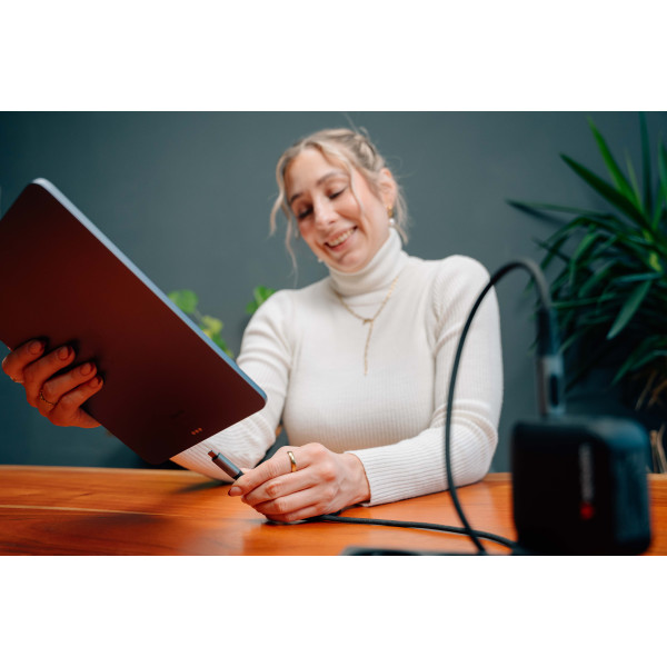 Фото - Кабель синхронизации данных Verbatim 100 Вт USB-C–USB-C 120 см Black (31848)