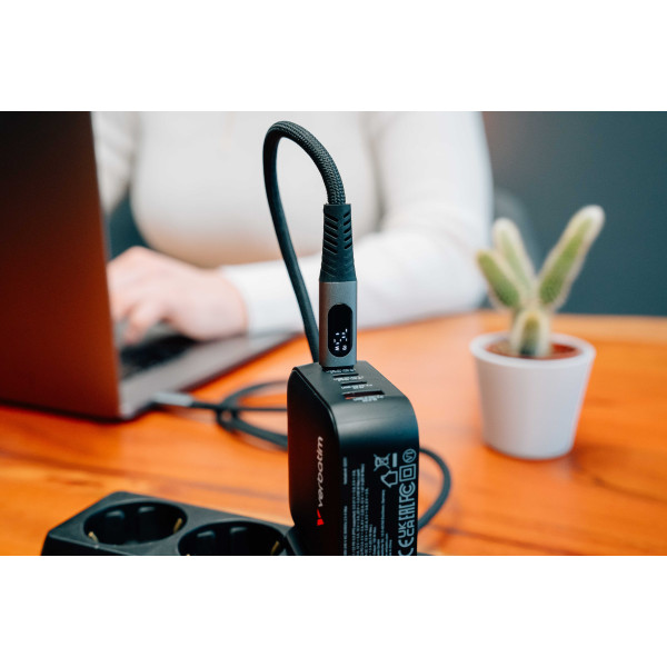 Фото - Кабель синхронизации данных Verbatim 100 Вт USB-C–USB-C 120 см Black (31848)