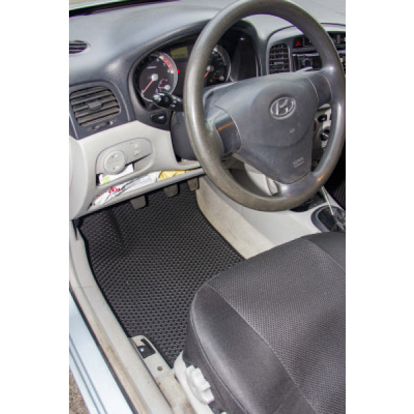 Фото - EVA коврики в салон авто передние EVAtech для Accent (MC) Hyundai 2006-2010 3 поколение Htb EU HY1476AD2RBB