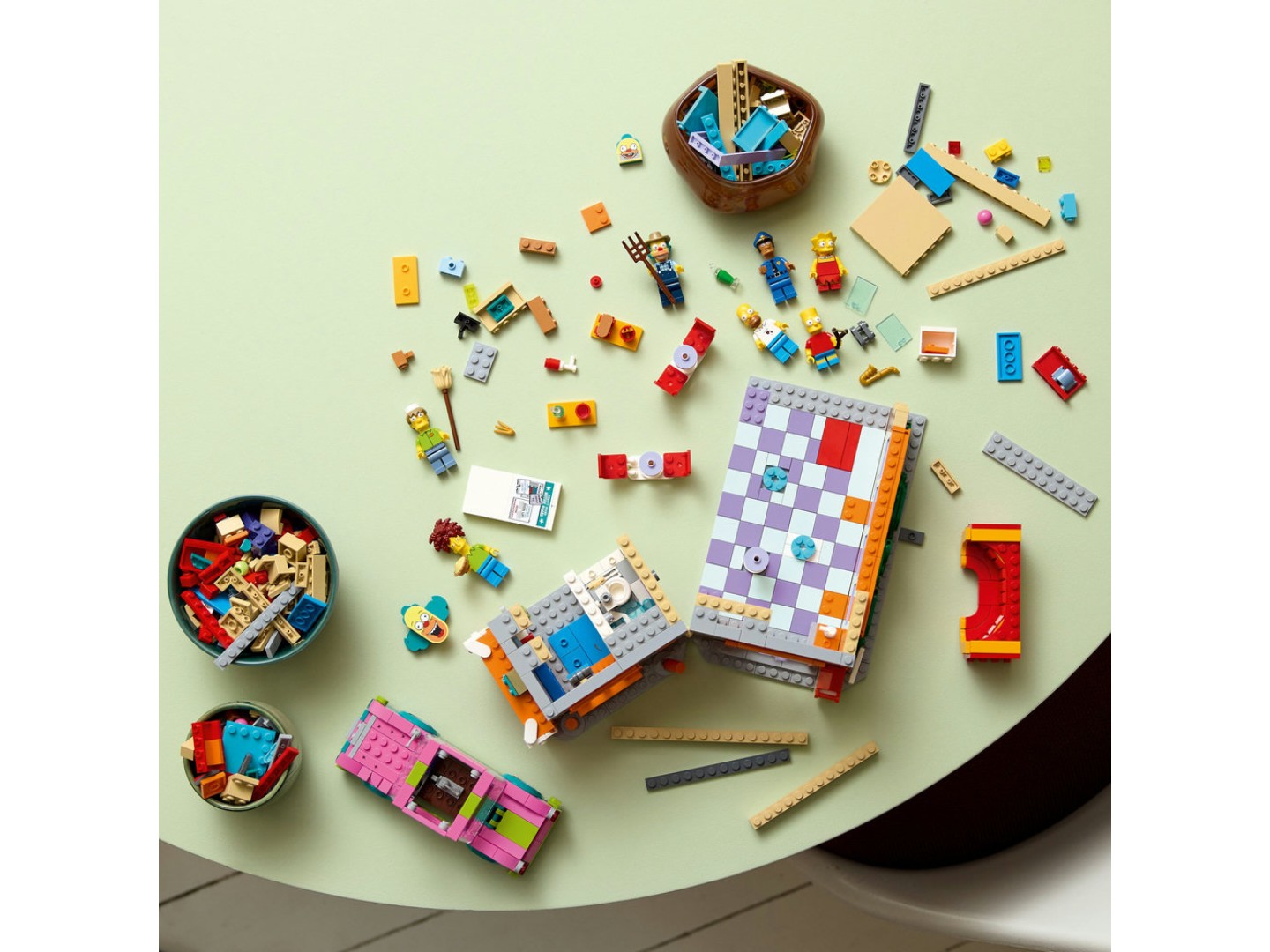 Конструктор LEGO Icons The Simpsons™: Krusty Бургер (10352) — фото 9