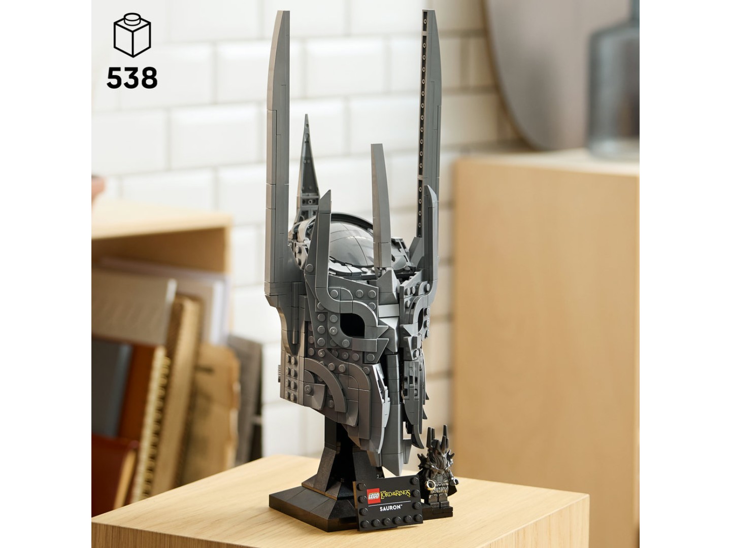 Конструктор LEGO Icons Володар перснів: шолом Саурона (11373) — фото 4
