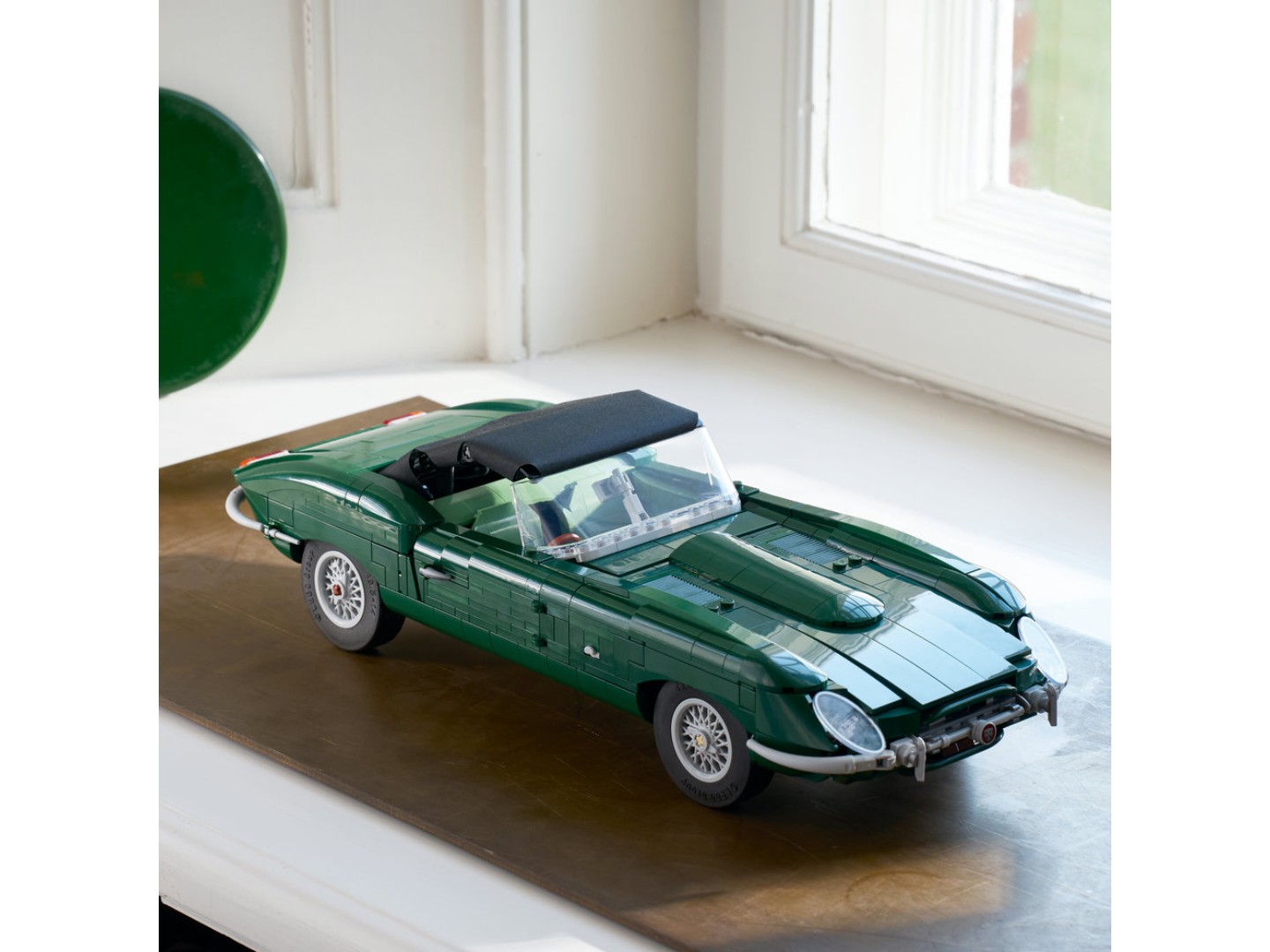 Конструктор LEGO Icons Jaguar E-Type (11381) — фото 5