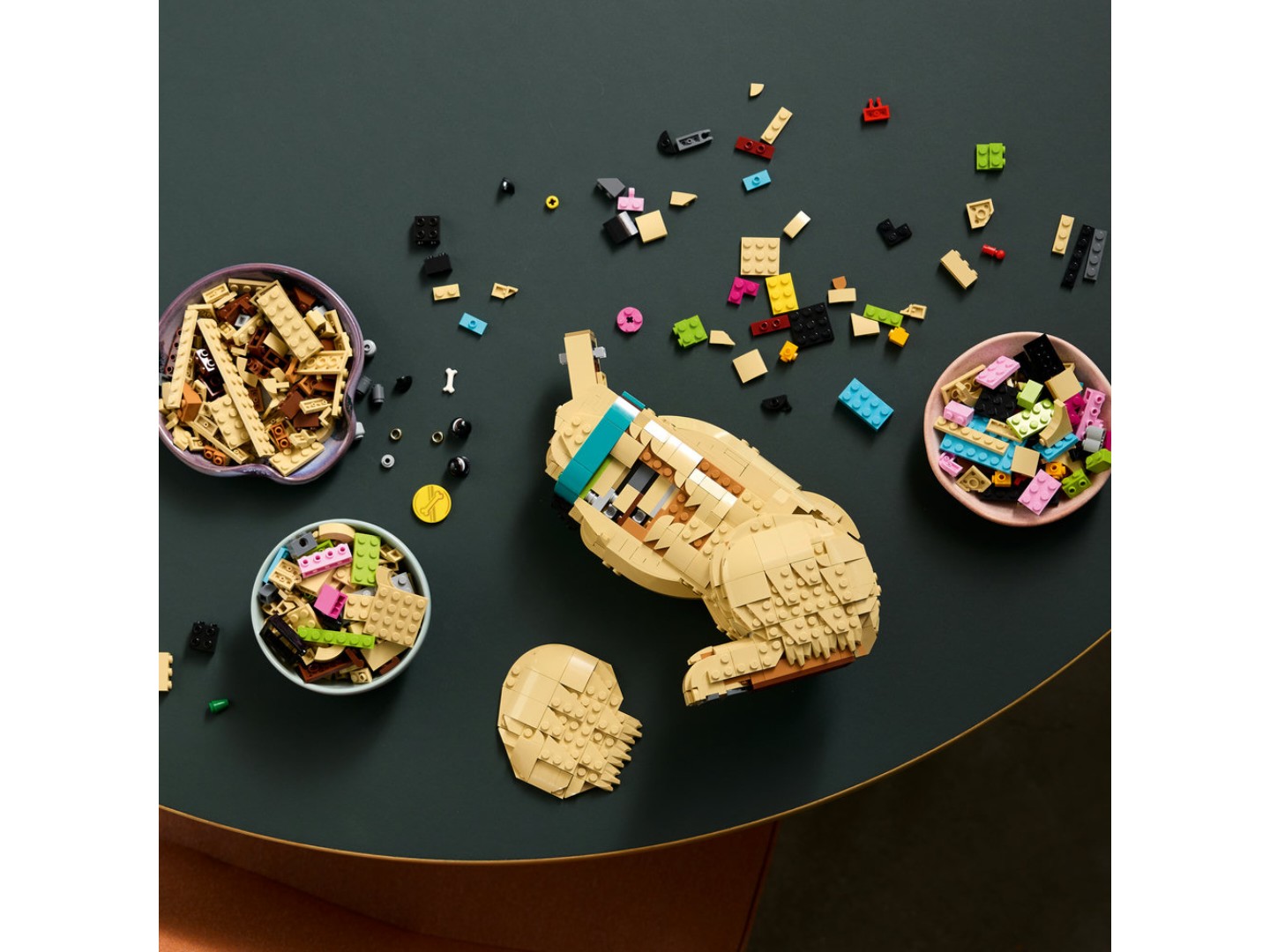 Конструктор LEGO Icons Цуценя золотистого ретривера (11384) — фото 10