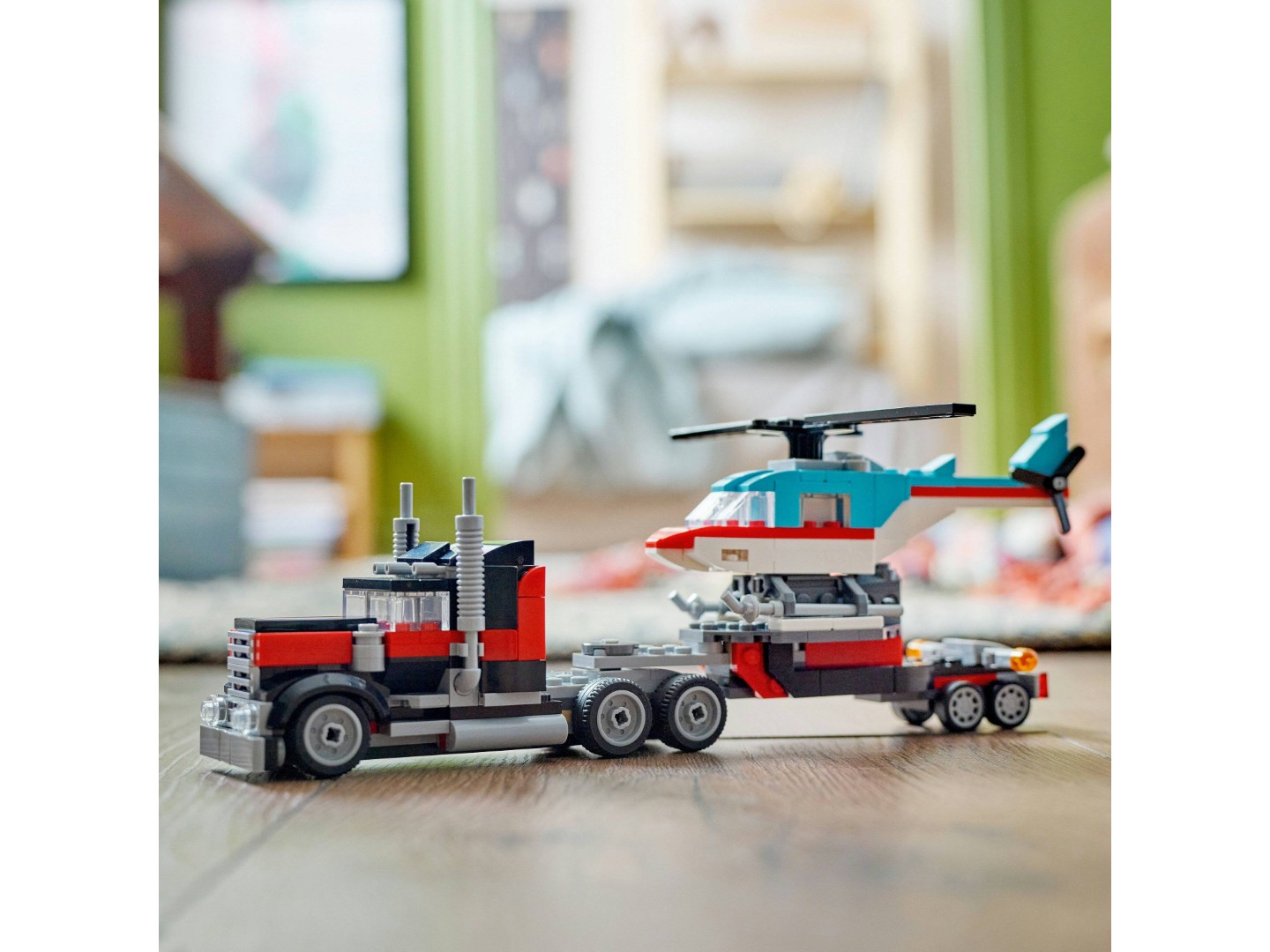 Конструктор LEGO Creator Бортова вантажівка з гелікоптером (31146) — фото 4