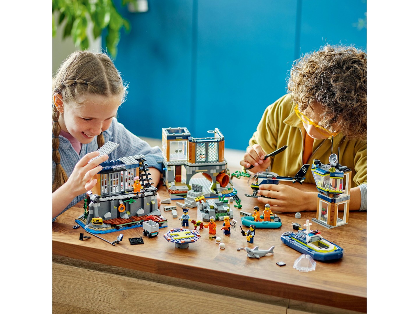 Конструктор LEGO City Поліцейський острів-в'язниця (60419) — фото 3