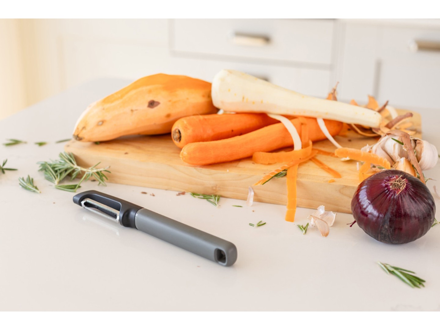 Овочечистка KitchenAid Classic 20 см сірий (KHA112OHCHGG) — фото 3