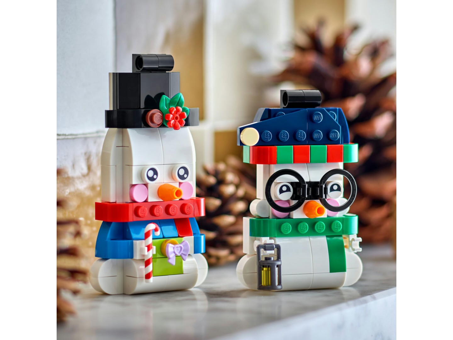 Конструктор LEGO Iconic Прикраси зі сніговиком (40812) — фото 5
