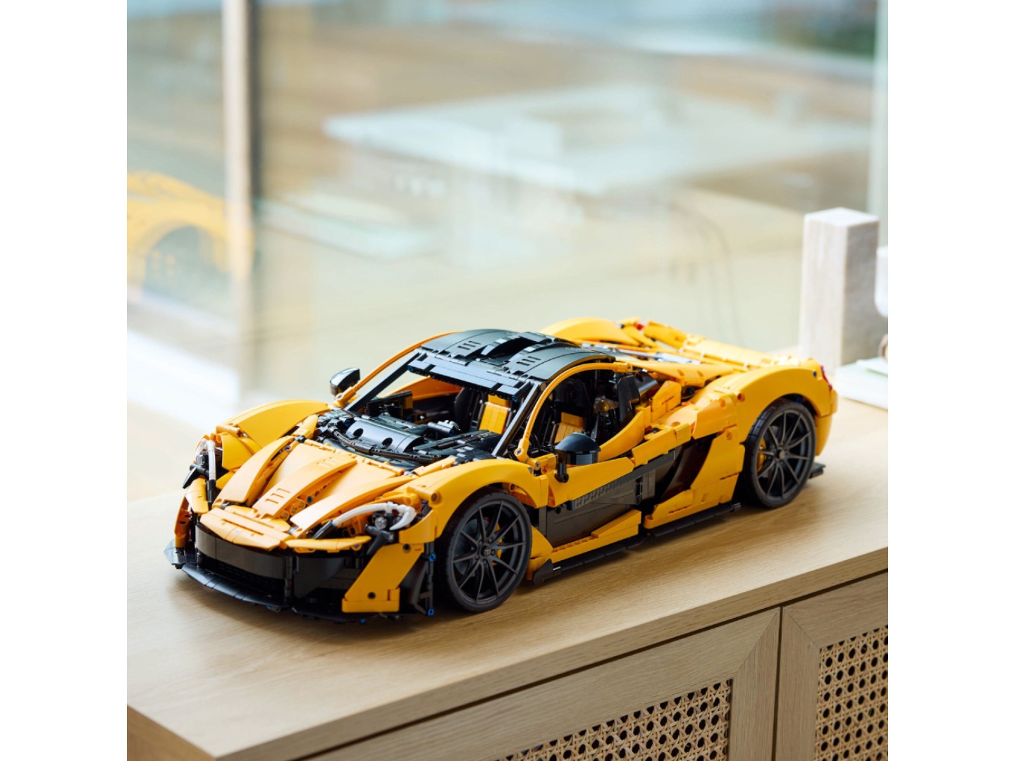 Конструктор LEGO Technic McLaren P1™ (42172) — фото 4
