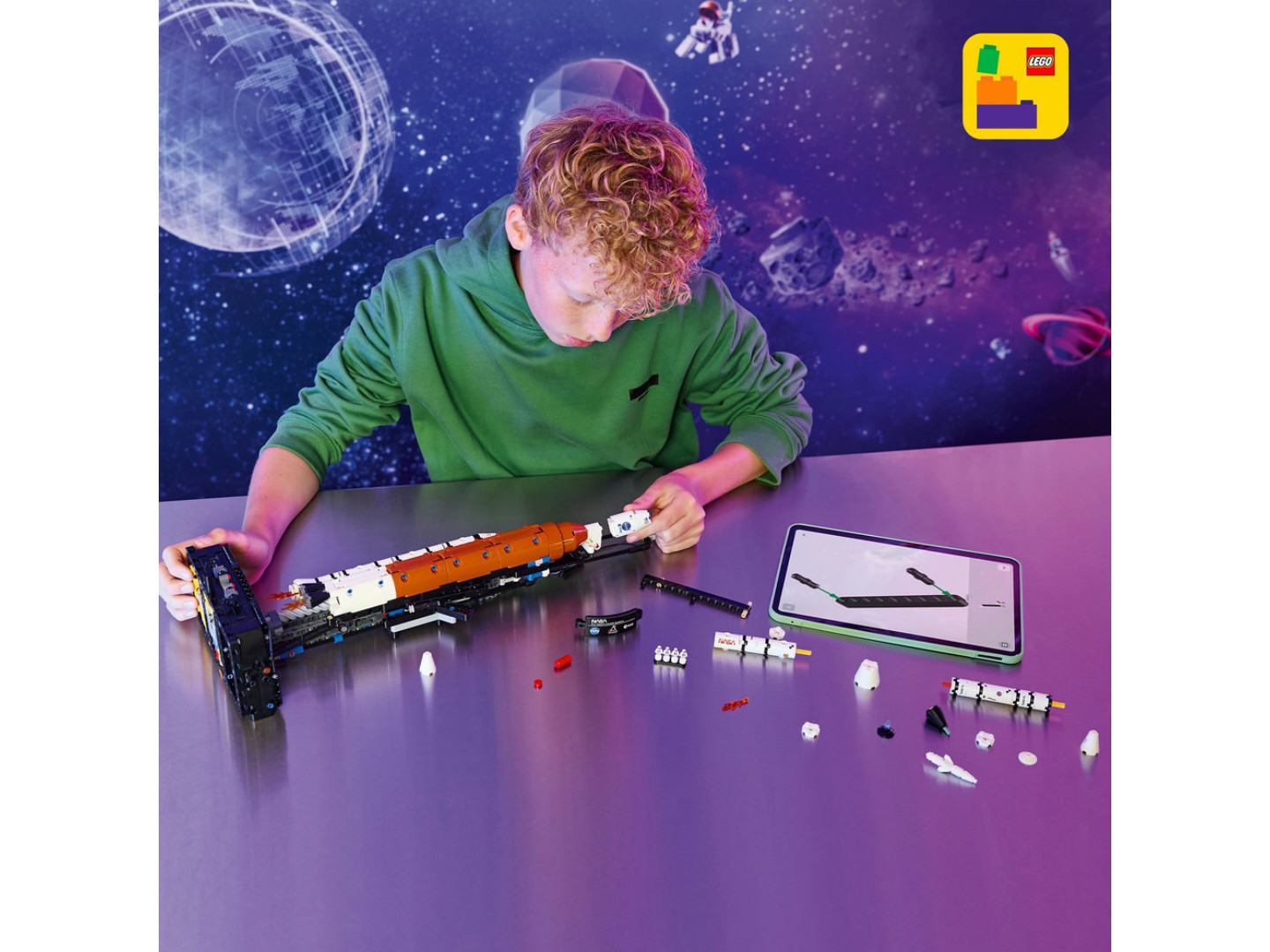 Конструктор LEGO Technic Ракета із системою космічного запуску NASA Artemis (42221) — фото 8