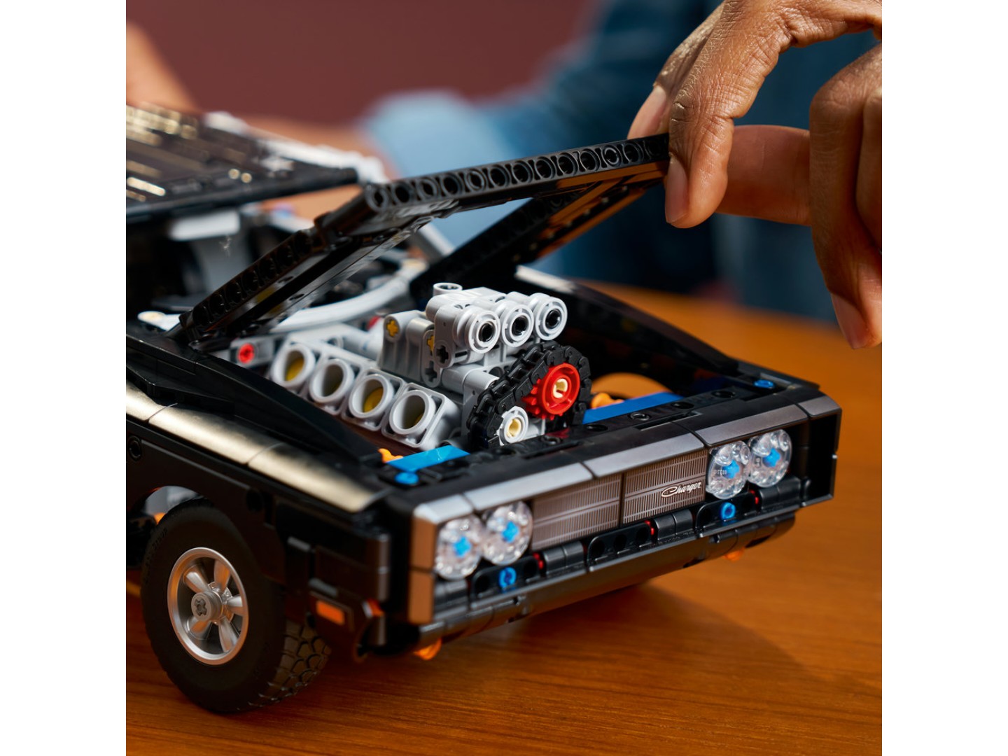 Конструктор LEGO Technic Форсаж Автомобіль Dodge Charger R/T (42231) — фото 7