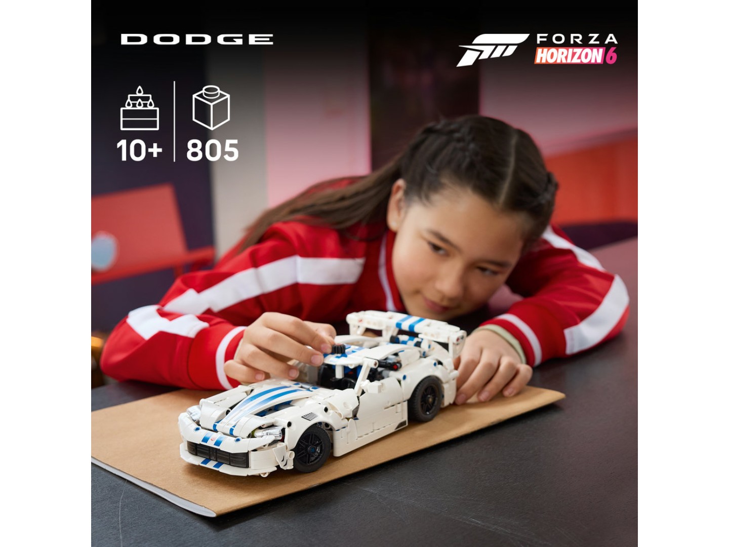 Конструктор LEGO Technic Спортивний автомобіль Dodge Viper GTS-R (42234) — фото 4
