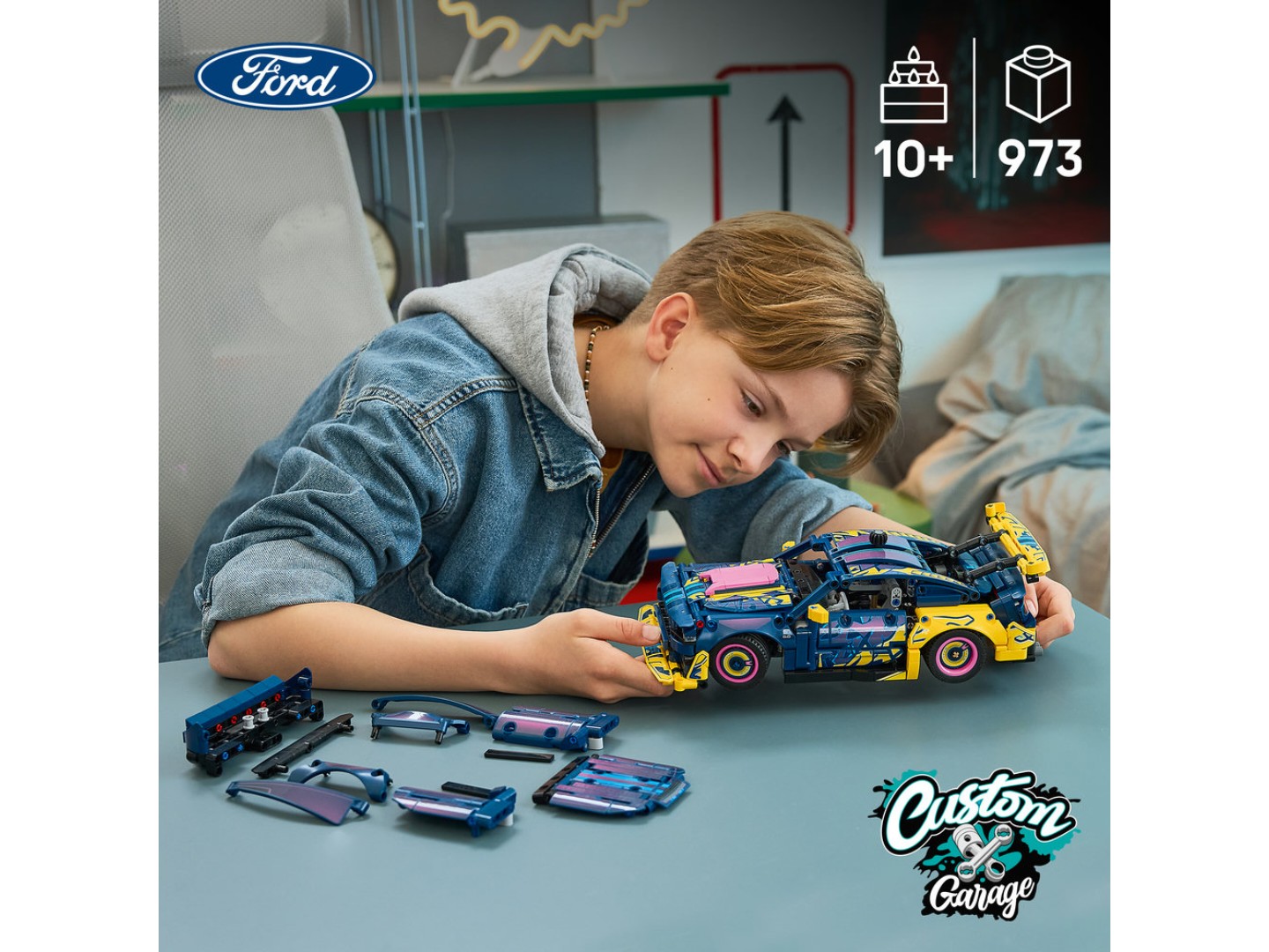 Конструктор LEGO Technic Тюнінг-гараж з автомобілем Ford Mustang GT (42236) — фото 4