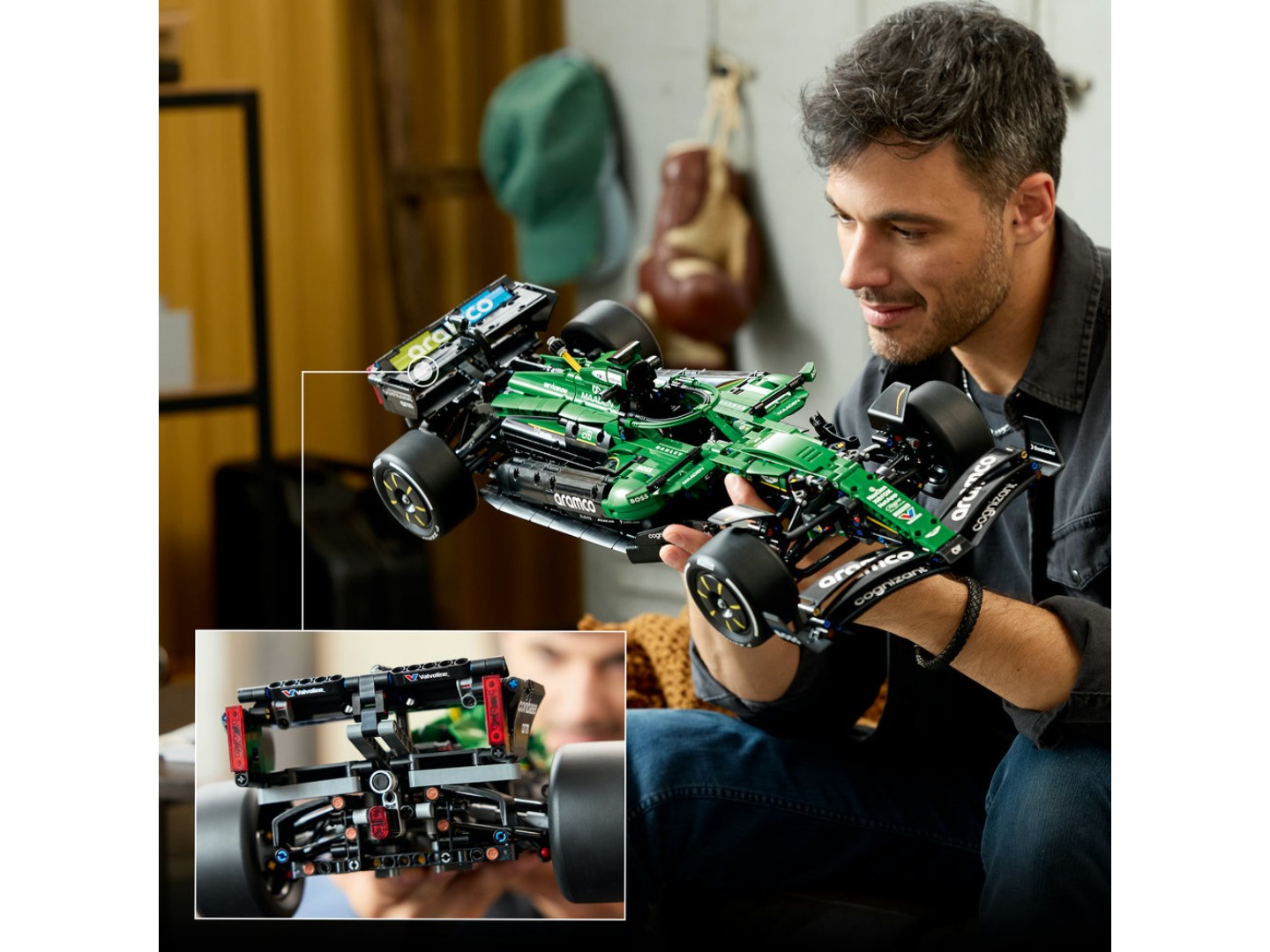 Конструктор LEGO Technic Автомобіль «Формули-1» Aston Martin Aramco AMR25 (42240) — фото 6