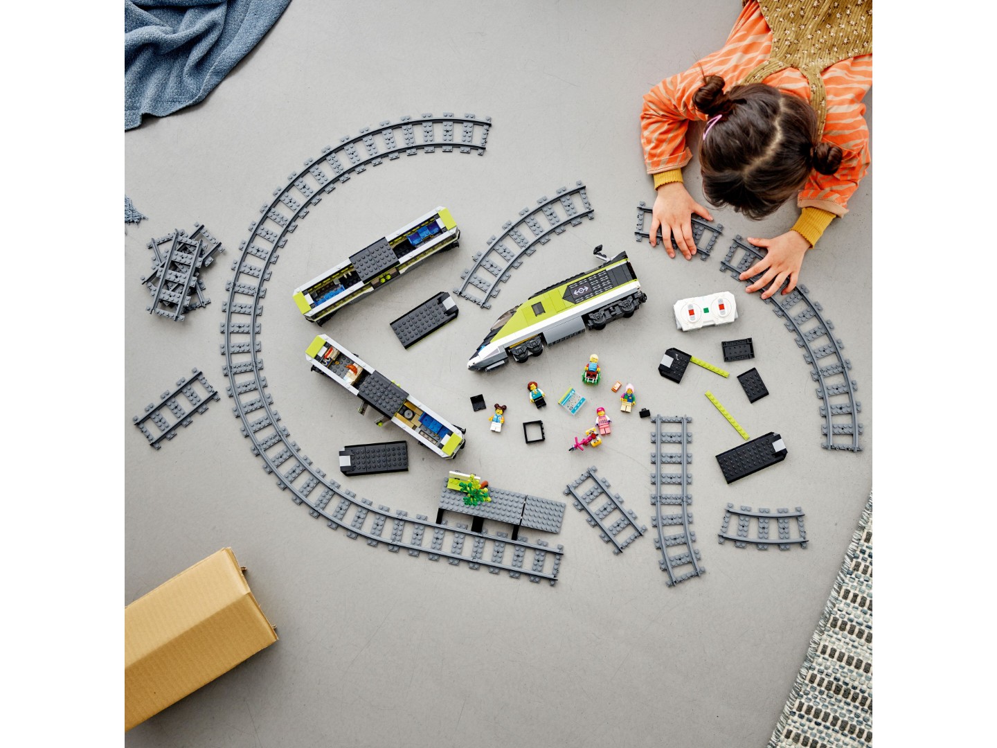 Конструктор LEGO City Trains Пасажирський потяг-експрес (60337) — фото 3
