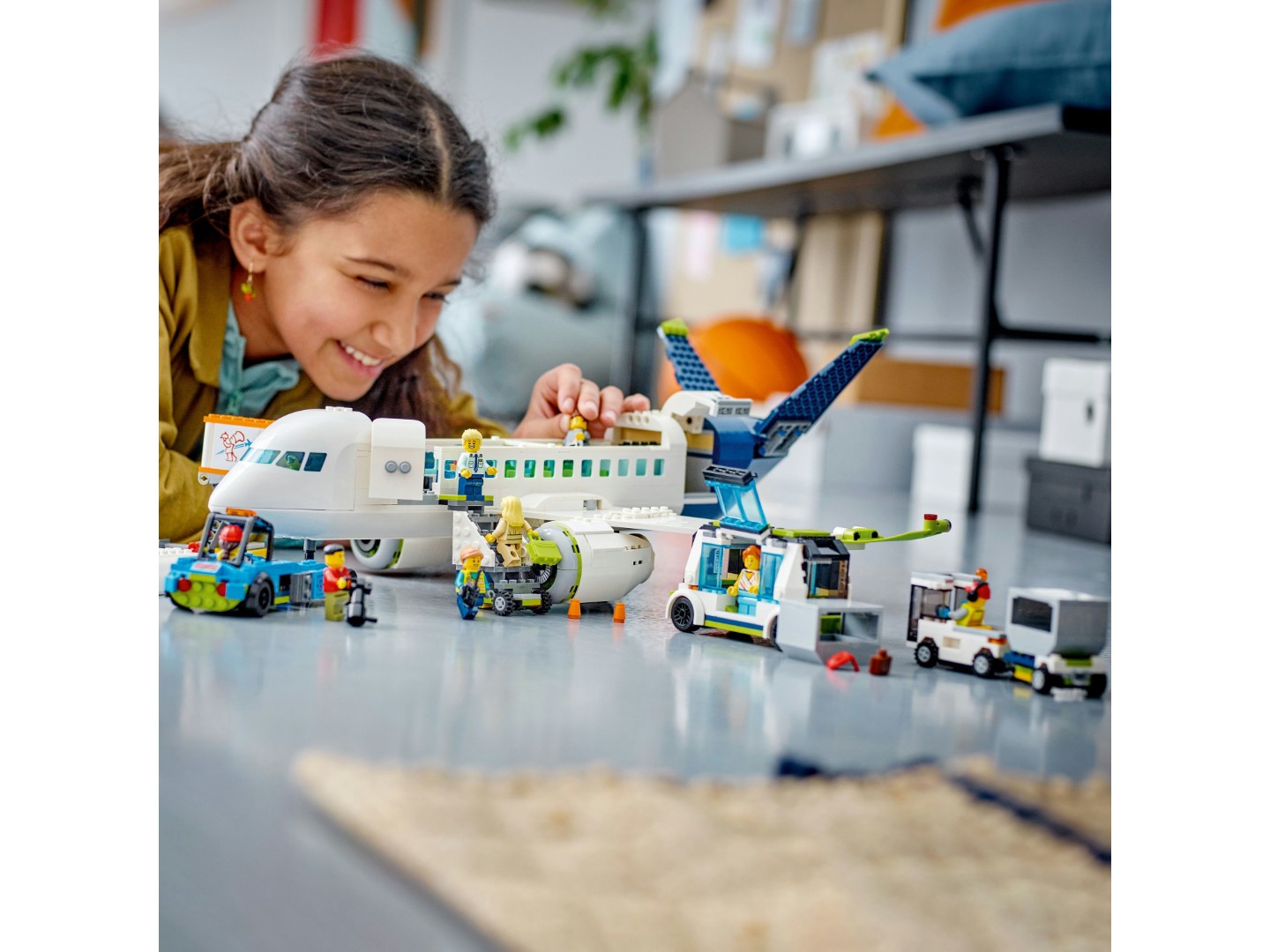 Конструктор LEGO City Пасажирський літак (60367) — фото 2